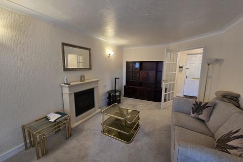 1 bedroom apartment for sale, 5 Weaver Court