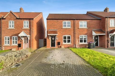 2 bedroom end of terrace house for sale, Trentvale Avenue , Gainsborough