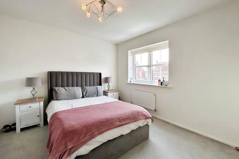 2 bedroom end of terrace house for sale, Trentvale Avenue , Gainsborough