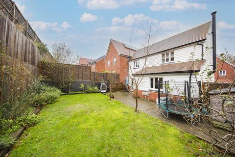 3 bedroom semi-detached house for sale, Oak Way, Herstmonceux