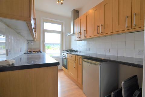 2 bedroom apartment to rent, Ranelagh Road