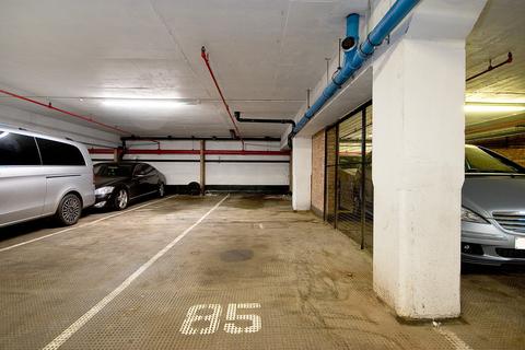 Parking to rent, Double length parking space, Knightsbridge, SW7