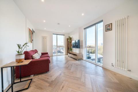 2 bedroom flat for sale, Ravensbury Terrace, Earlsfield