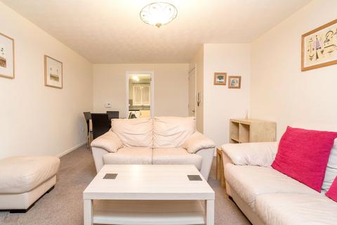 2 bedroom apartment to rent, Parkside Terrace, Newington, Edinburgh