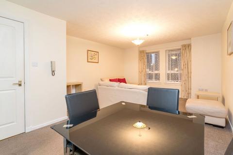 2 bedroom apartment to rent, Parkside Terrace, Newington, Edinburgh