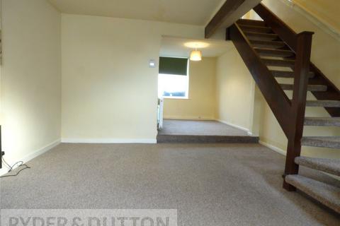 3 bedroom end of terrace house to rent, Bury & Rochdale Old Road, Heywood, Greater Manchester, OL10