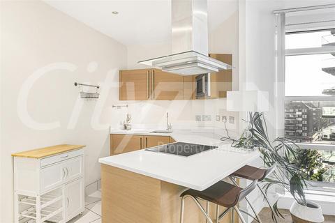 1 bedroom flat to rent, Commodore House, Juniper Drive, London SW18