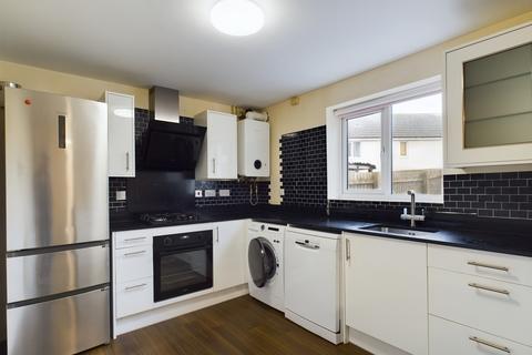 4 bedroom terraced house to rent, Pintail Way, Plymouth PL6