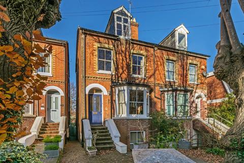 29 Elm Road, Winchester, SO22 5AG