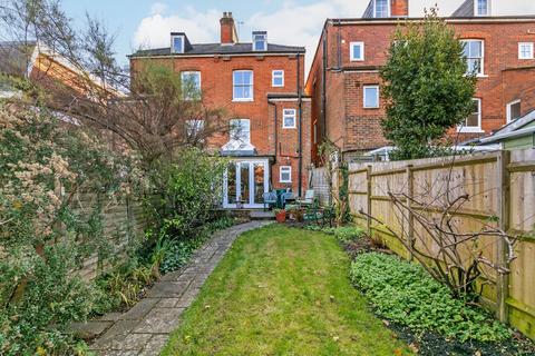 29 Elm Road, Winchester, SO22 5AG