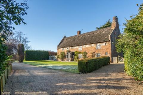 4 bedroom manor house for sale, Browston Lane, Browston