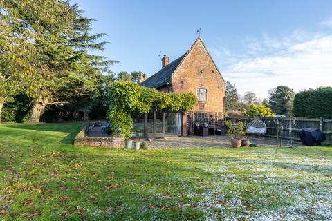 4 bedroom manor house for sale, Browston Lane, Browston