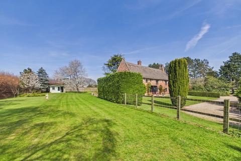 4 bedroom manor house for sale, Browston Lane, Browston