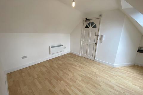 Studio to rent, Brookfields, Cambridge CB1