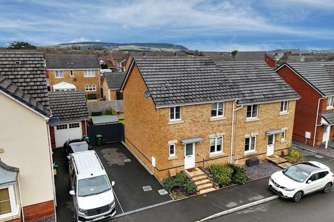 3 bedroom semi-detached house for sale, llanharry CF72