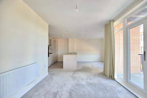 2 bedroom apartment to rent, Turner Crescent, Cambridge CB22