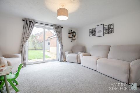 3 bedroom semi-detached house for sale, Admirals Way, Hethersett