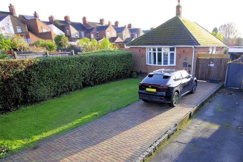 2 bedroom detached bungalow for sale, Bedale Close, Coalville