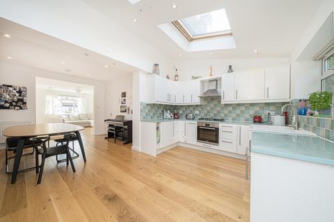 4 bedroom semi-detached house to rent, Wilcox Road, Teddington