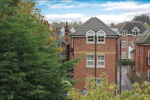 2 bedroom flat for sale, Goldsworth Road, Woking GU21