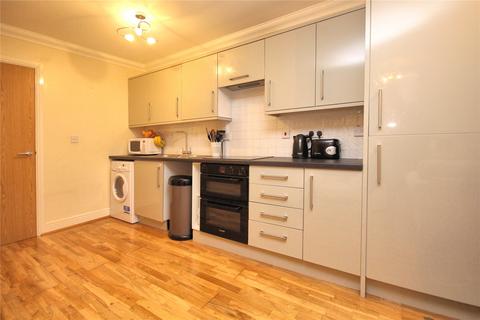 2 bedroom flat for sale, Goldsworth Road, Woking GU21