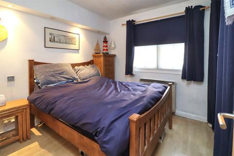 1 bedroom flat for sale, The Cloisters, Surrey GU22