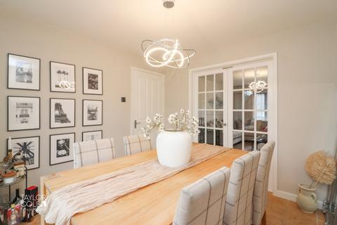47 Brancaster Close, Amington, Tamworth, B77 3QD