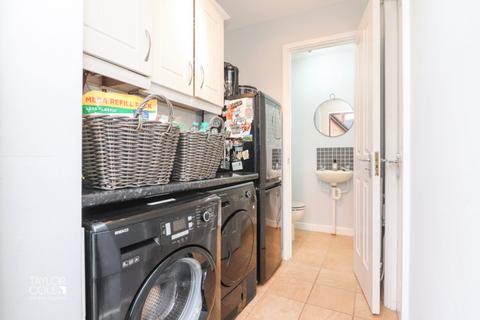 47 Brancaster Close, Amington, Tamworth, B77 3QD