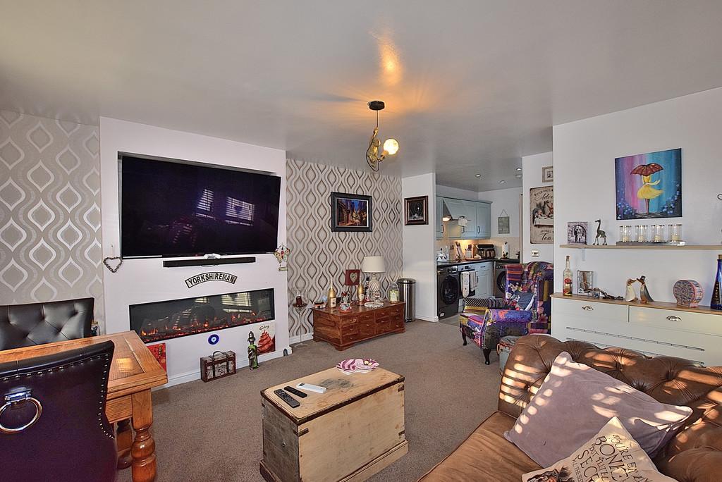 Living room 3 01
