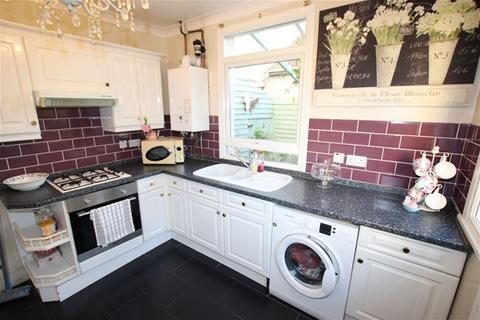 3 bedroom semi-detached house for sale, Berkeley Road, Clacton on Sea