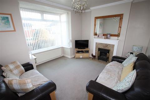 3 bedroom semi-detached house for sale, Berkeley Road, Clacton on Sea