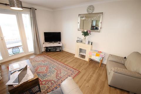 2 bedroom flat for sale, Vista Road, Clacton on Sea