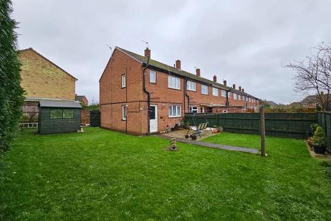 2 bedroom end of terrace house for sale, Blakeney Crescent, Melton Mowbray