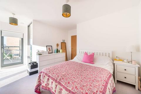 1 bedroom flat for sale, Neasden Lane, Willesden, London, NW10