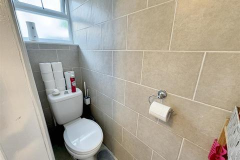 144 Dawlish Road, London, E10 6QN