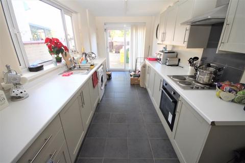 3 bedroom terraced house to rent, Fairview Avenue, Cleethorpes DN35