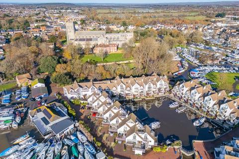 4 bedroom mews for sale, Priory Quay, Christchurch Town Centre