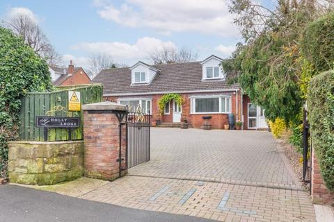 7 bedroom detached bungalow for sale, Holly Lodge, The Avenue, Alnwick, Northumberland