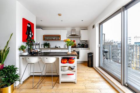 2 bedroom penthouse for sale, Cavell House, Cavell Street, Whitechapel, London, E1