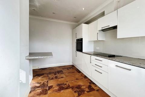 3 bedroom maisonette for sale, Watford Way, London