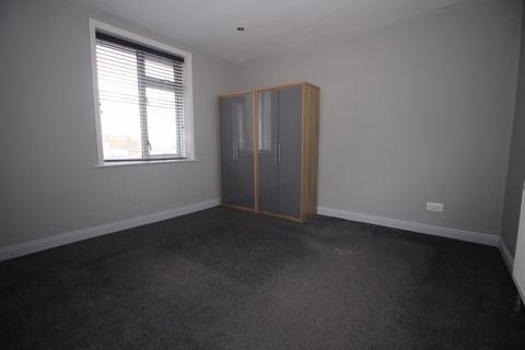 1 bedroom property to rent, Southwick Road, Fareham