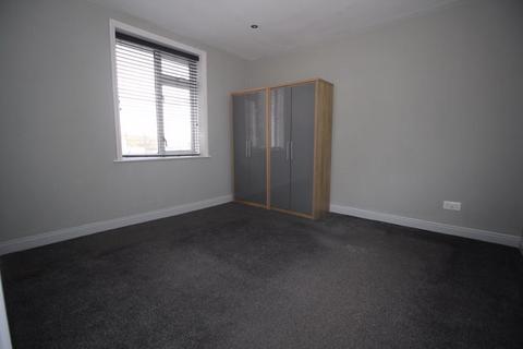 1 bedroom property to rent, Southwick Road, Fareham