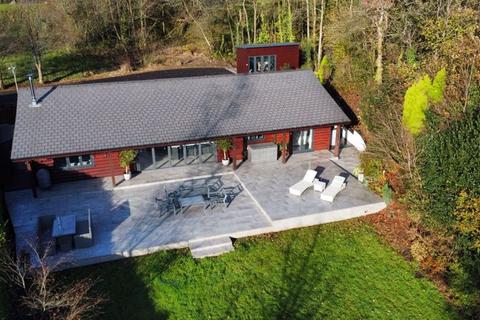 3 bedroom log cabin for sale, 23 Oakmead Road, Llanharan, Pontyclun CF72 9FB