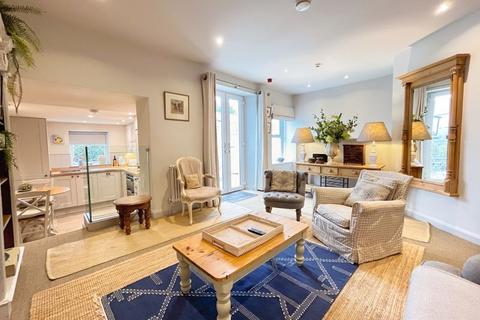 undefined, 40 Eastgate, Cowbridge, The Vale of Glamorgan CF71 7DG