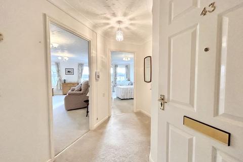 1 bedroom apartment for sale, Clarence Road, Llandudno