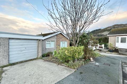 2 bedroom bungalow for sale, Cae Gwynan, Penmaenmawr