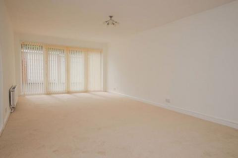 2 bedroom apartment to rent, Ardleigh Court, Brentwood CM15