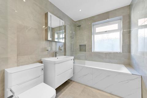 41 Pinewood Drive, Orpington, BR6 9NJ