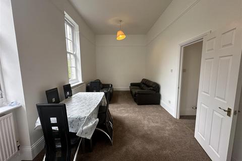 2 bedroom flat to rent, Clyst Heath, Exeter EX2