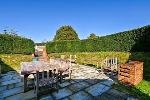 5 bedroom detached house to rent, Upper Lambourn, Hungerford, West Berkshire, RG17